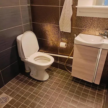 Cozy Near Helsinki-vantaa Airport Appartamento Vantaa