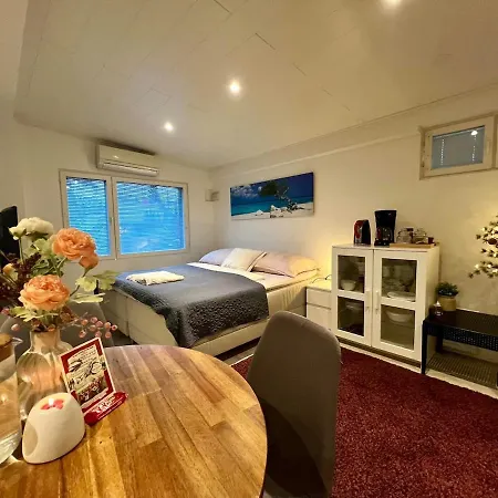 Cozy Near Helsinki-vantaa Airport *